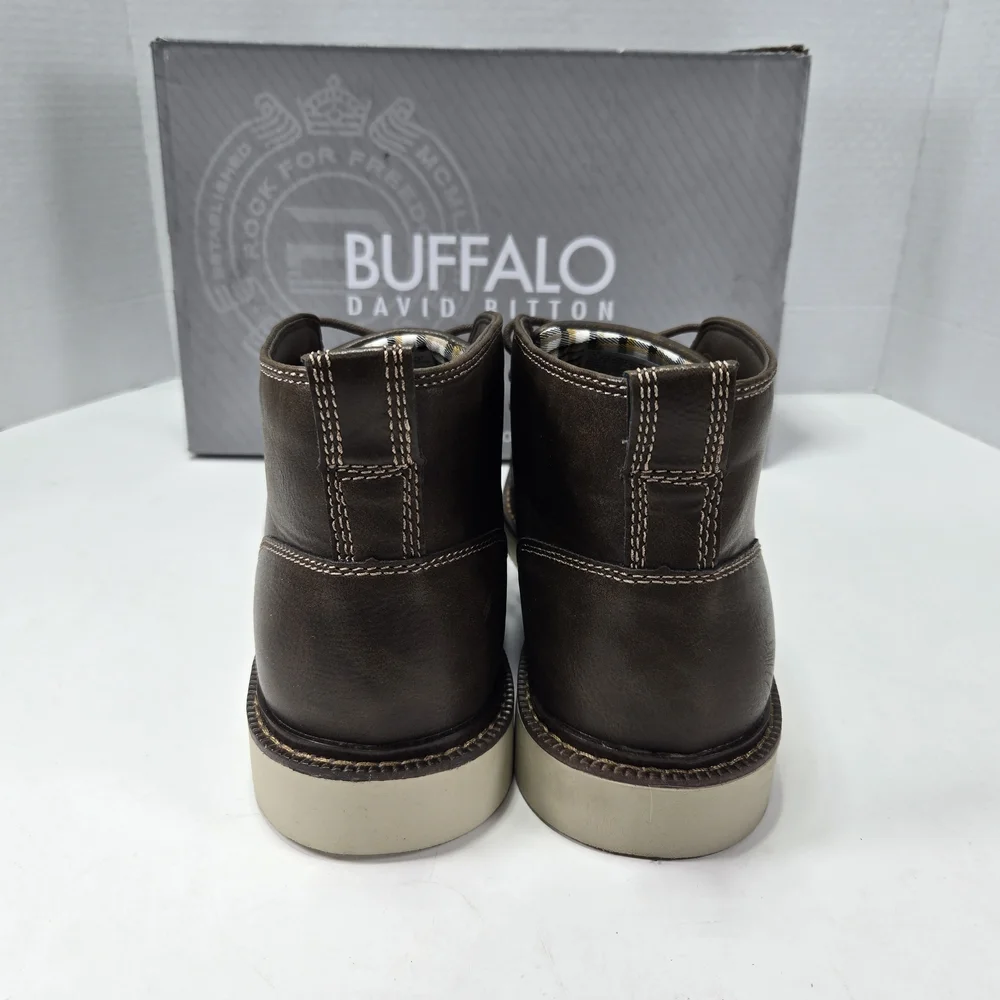 Buffalo David Bitton Men's Brown Chukka Boots Memory Foam Men's Size 13.